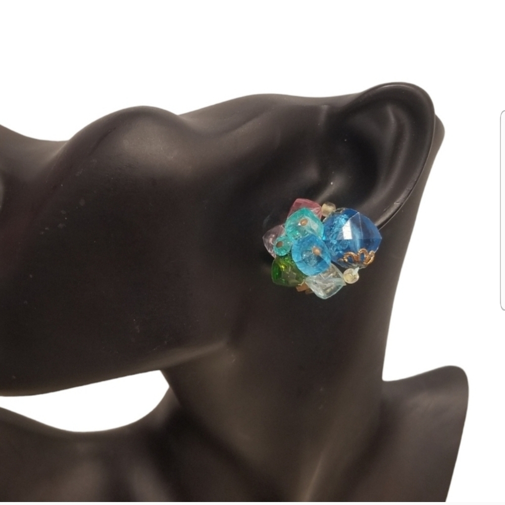 VINTAGE WEST GERMANY 1950s JEWEL TONE BEAD CLUSTER CLIP ON EARRINGS
